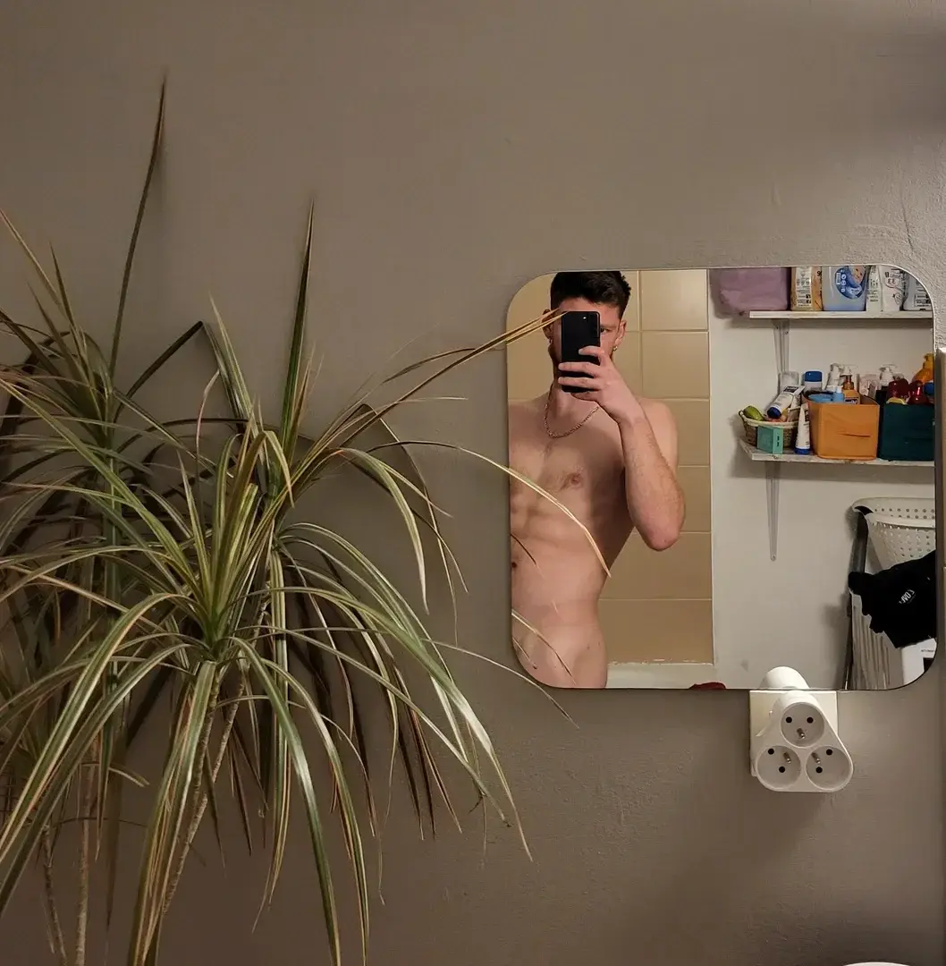Leak & nude 1 — The_french_xoxo