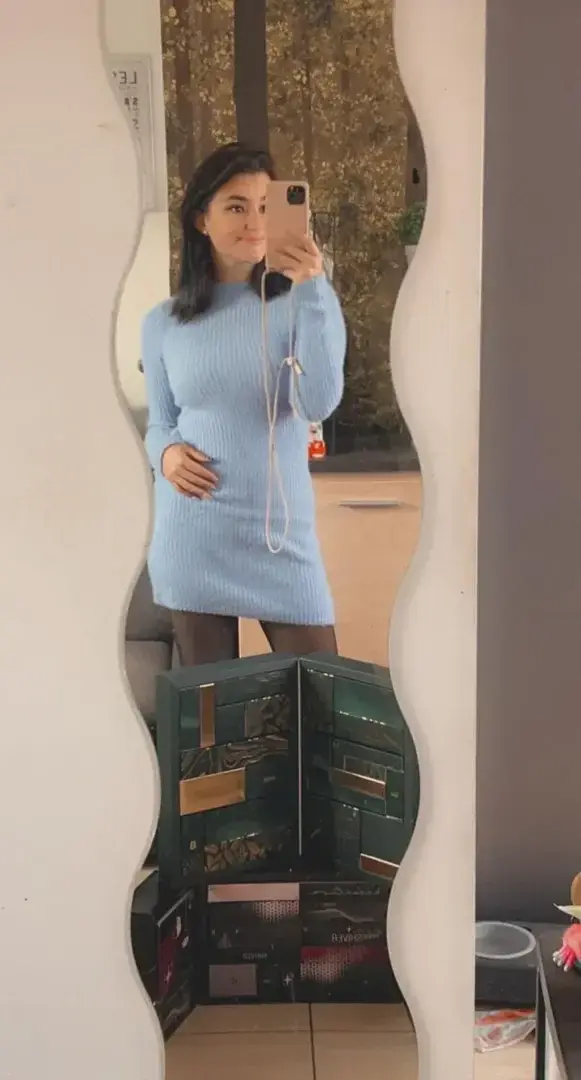 Au mois de décembre retrouvé des photos exclusif …Car avec mes deux calendriers de l’avant érotique je vais te faire voir chaque jours en 1 photo ce qu’il y’a dedans 🥵♥️🔞💋