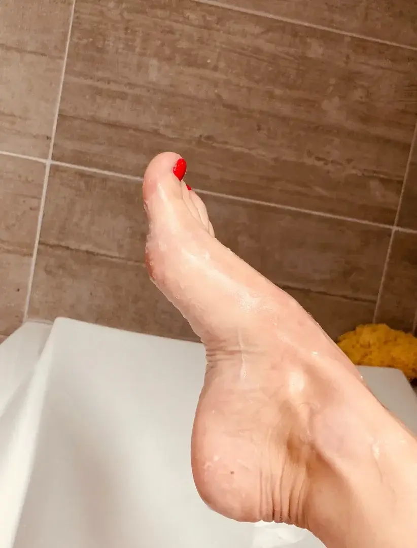 Leak & nude 4 — Piedsendouceur
