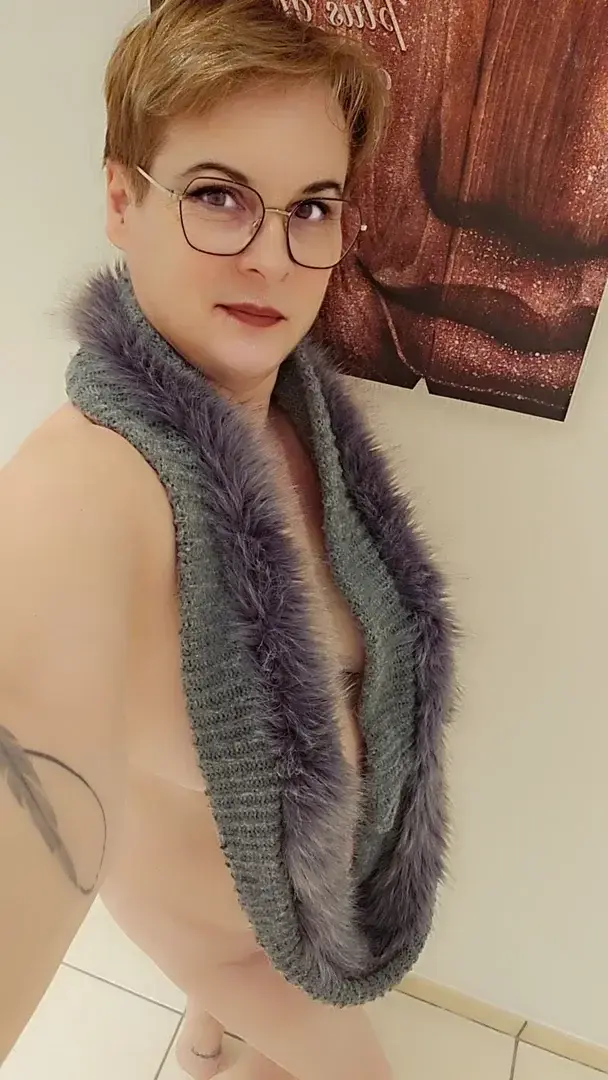 Leak & nude 3 — Cougar2207