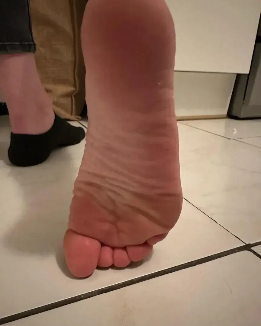 Sock off #feet #feetmodels #feetgram #feetfetishgang #feetjob #feetnails #feetpic #cutefeet #ilovemyfeet #feetfetishe #feetfetishword #feetfetiche #feetfetishvideos #footjobs #footfetishist #footfetishworship #footfetishnation👣 #footfettish #dirtyfeet #dirtysocks #dirtysolesfetish #socksfetish #sock #socksgirl #pied #pieds #piedsnus #piedssexy #piedfrenchie #girlfeets