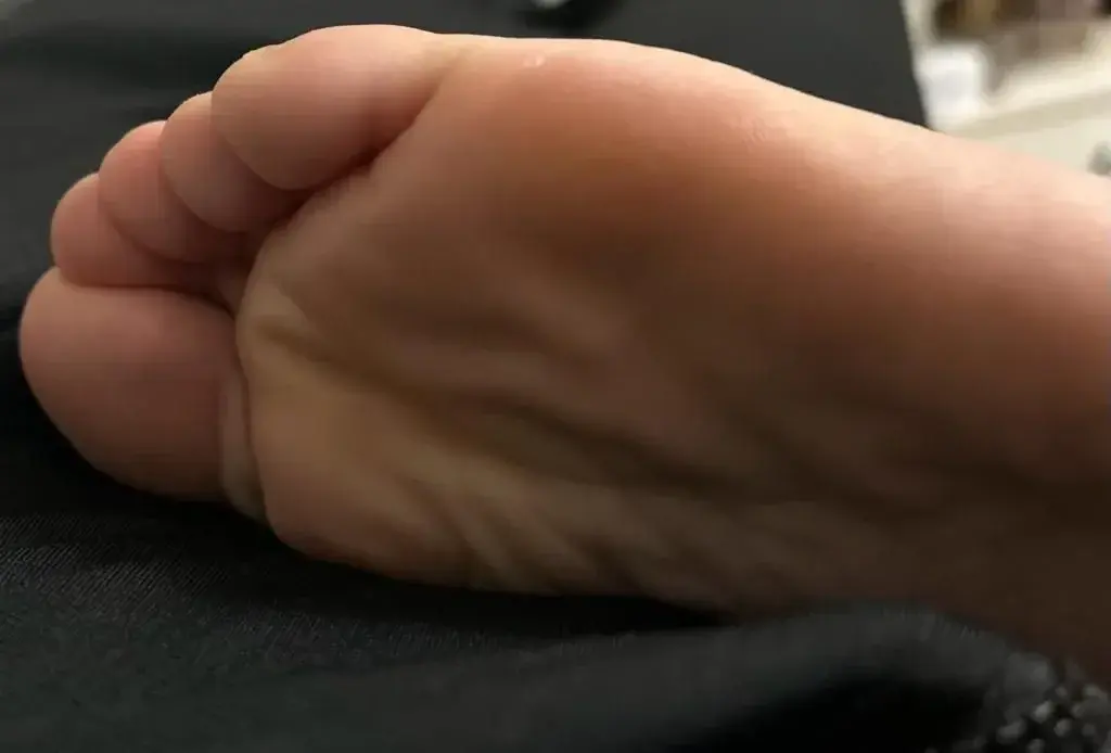 Leak & nude 4 — Pied_alycia