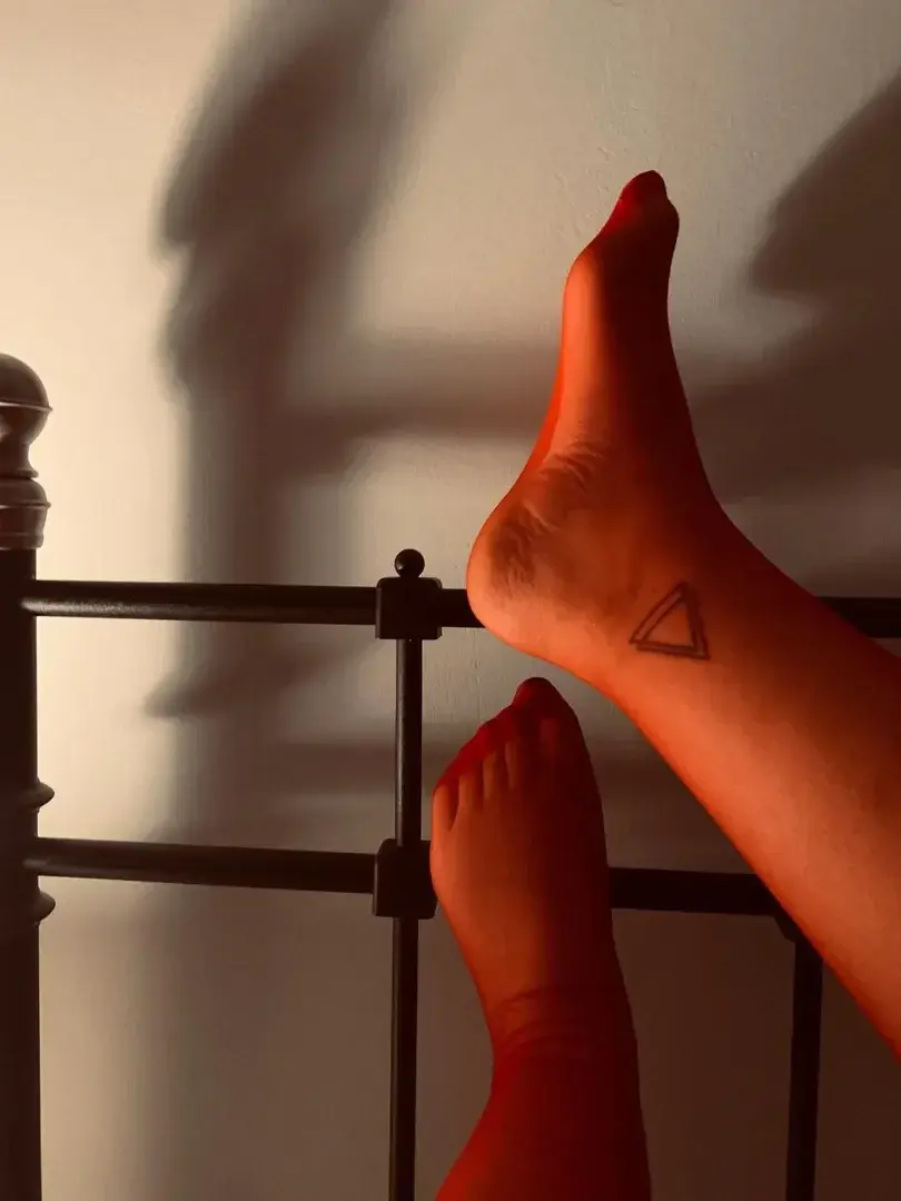 Leak & nude 4 — Aradia97
