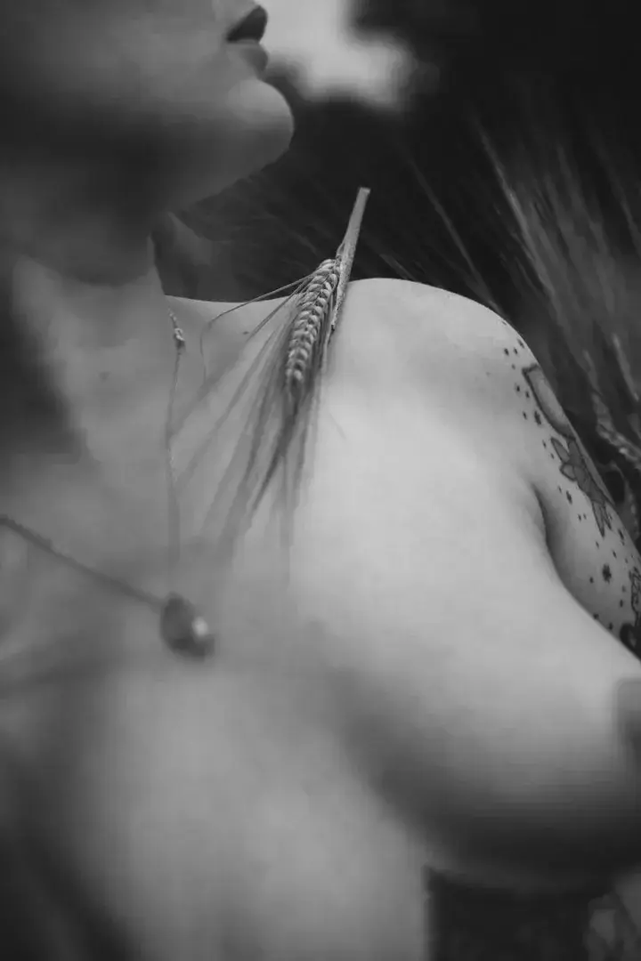 Leak & nude MYM — choukettedoll : « média » (MYM)