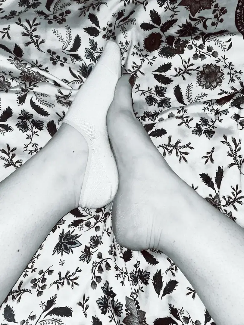 Leak & nude 7 — Delicieuse-dita