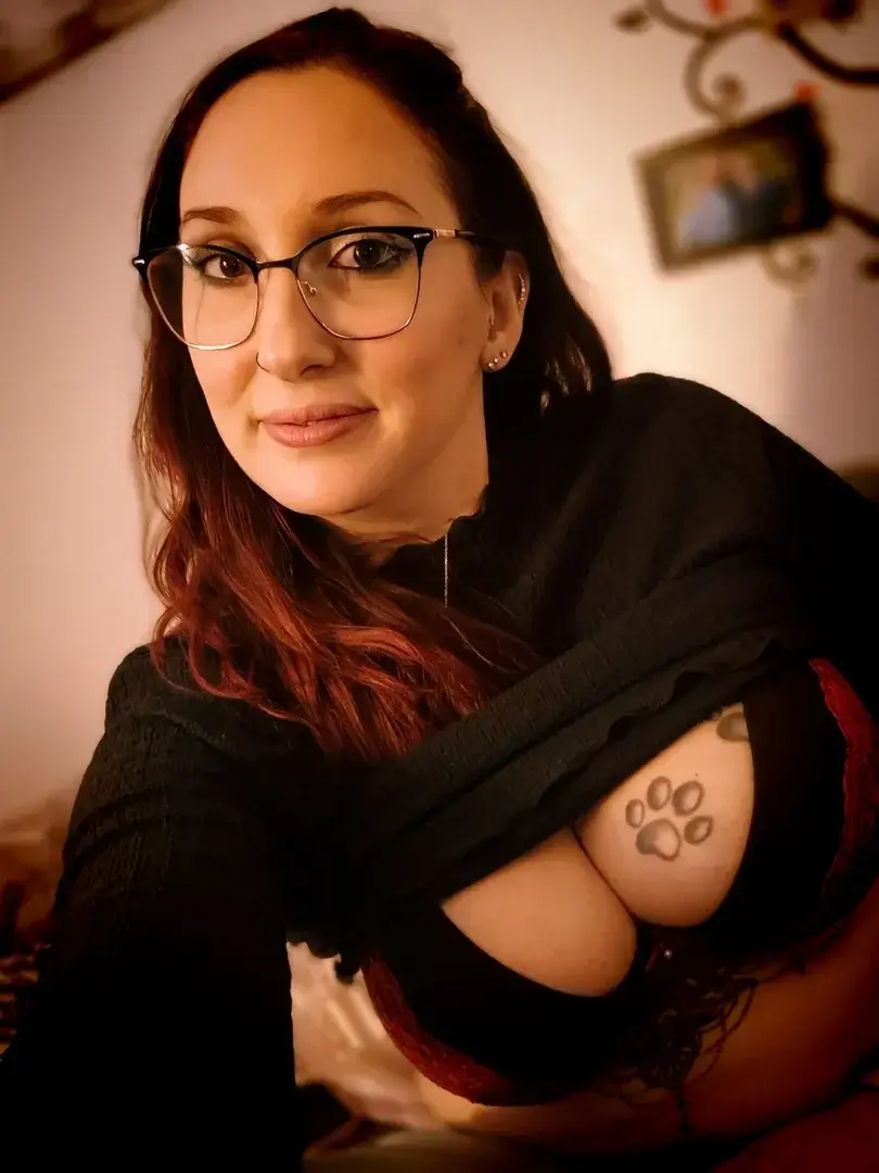 Leak public de Isa-milf — « description de la photo » (nude) sur MYM