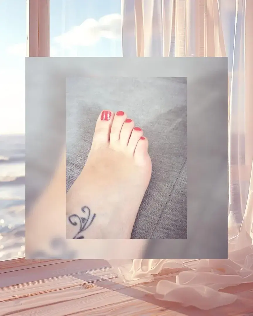 Leak & nude 1 — Lespiedsdetatiana