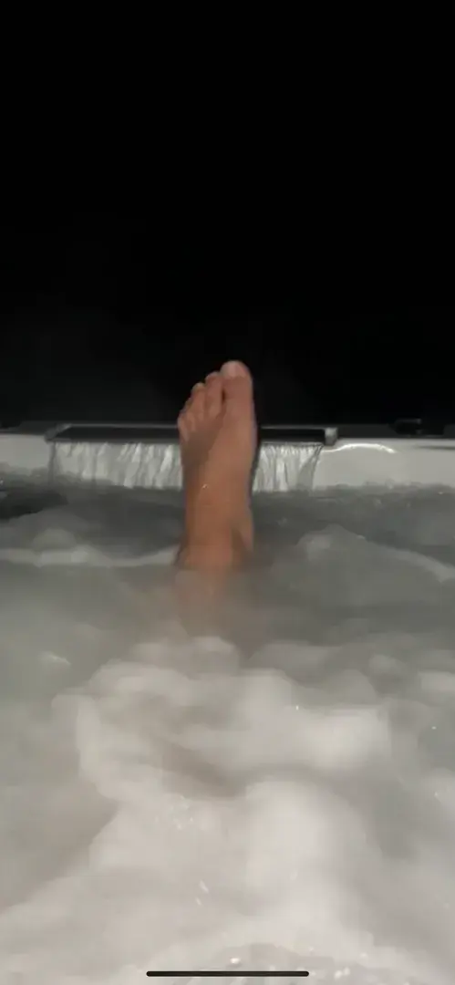 Leak & nude 1 — Myfeetandmore