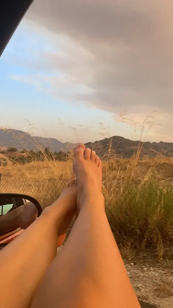 Leak & nude 2 — Mileana_feets