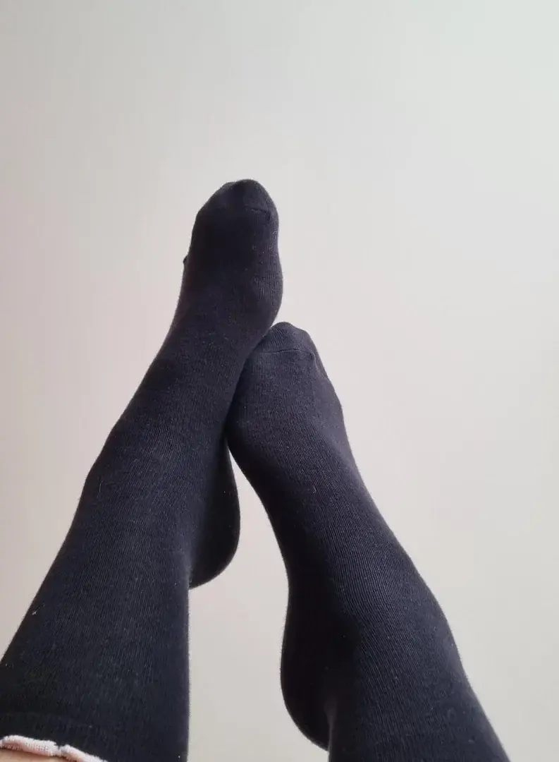 Chaussettes 🧦 #feet#feetmodels#feetpic#pieds#piedini#piedinifemminilibellissimi#perfectfeetmodel#cutefeet#beautifultoes#feetprincess#gorgeousfeet#cutefeetmodel#piedssexy#footarches#amazingtoes#feetography#feetaddict#gorgeoustoes#goddessfeet#lovelyfeet#barefeetlovers#igtoes#perfecttoes#toering#feetpose#prettyfeetgang#beautifulfeets