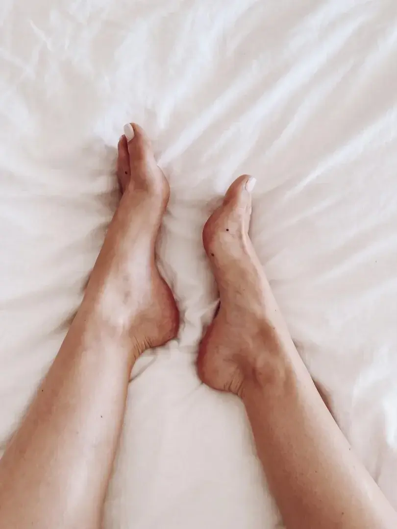 Leak & nude 3 — Vic_frenchfeet