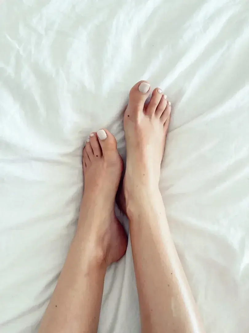 Leak & nude 6 — Vic_frenchfeet