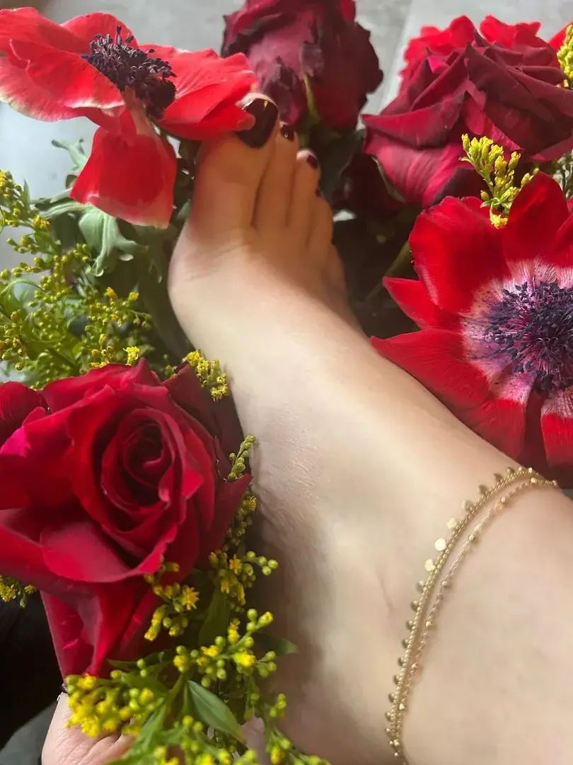 Leak & nude 2 — Frshfeet