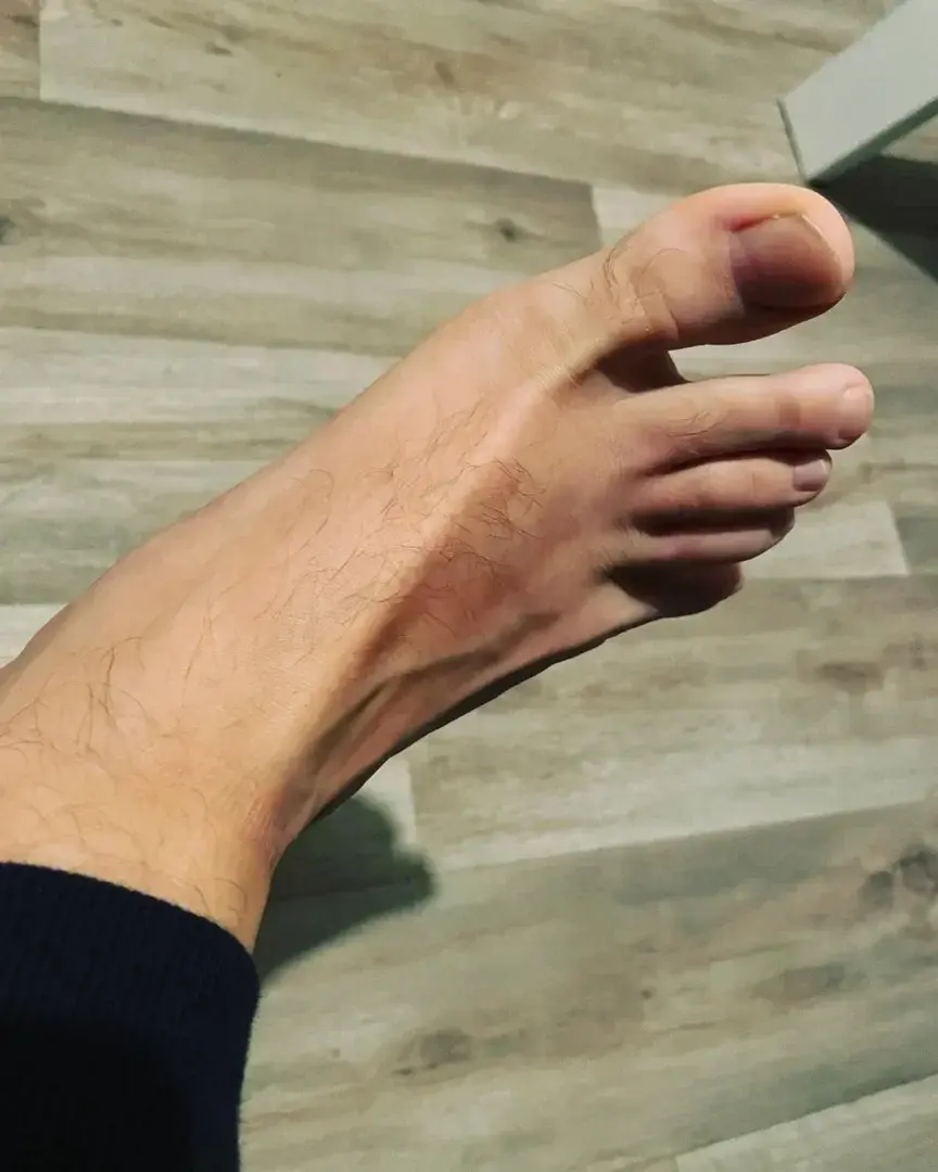 Leak & nude 3 — Shoe_me_your_feet