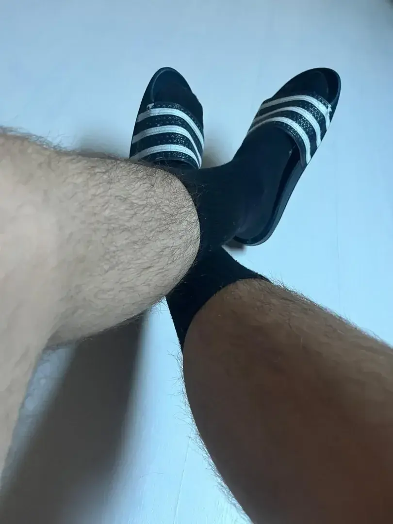 Leak & nude 1 — Gfeetmen