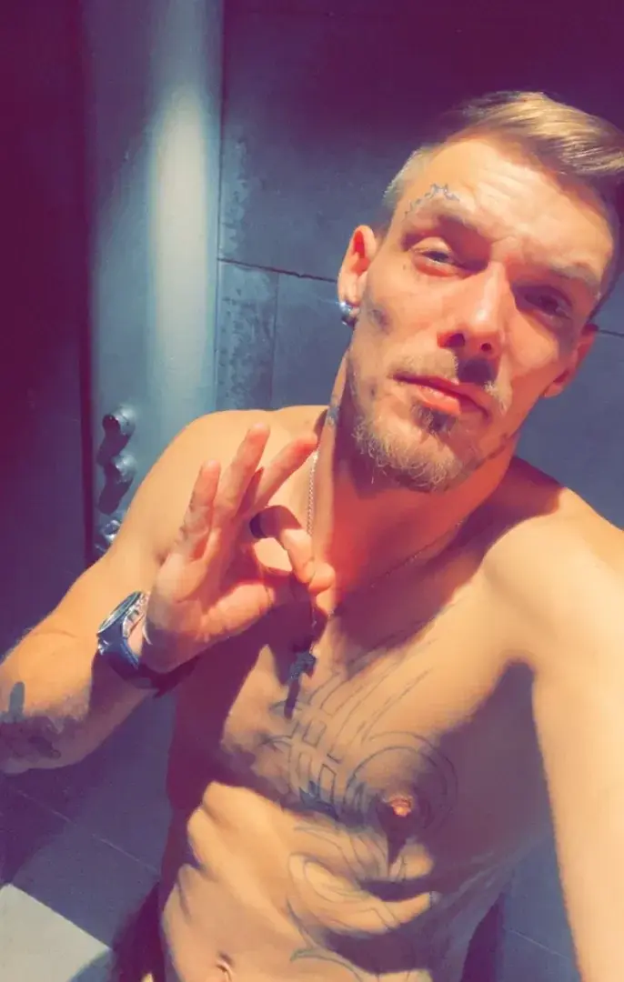Leak & nude 5 — Adlucifer