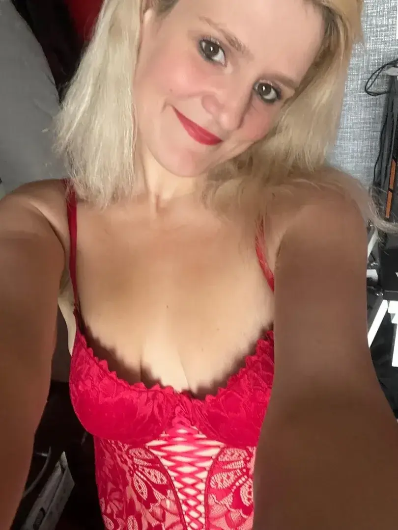 Leak & nude 2 — Lyly1421