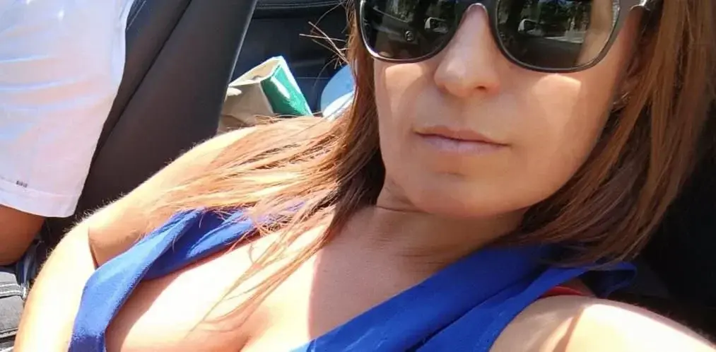 Photo de couverture de Hotwifelili