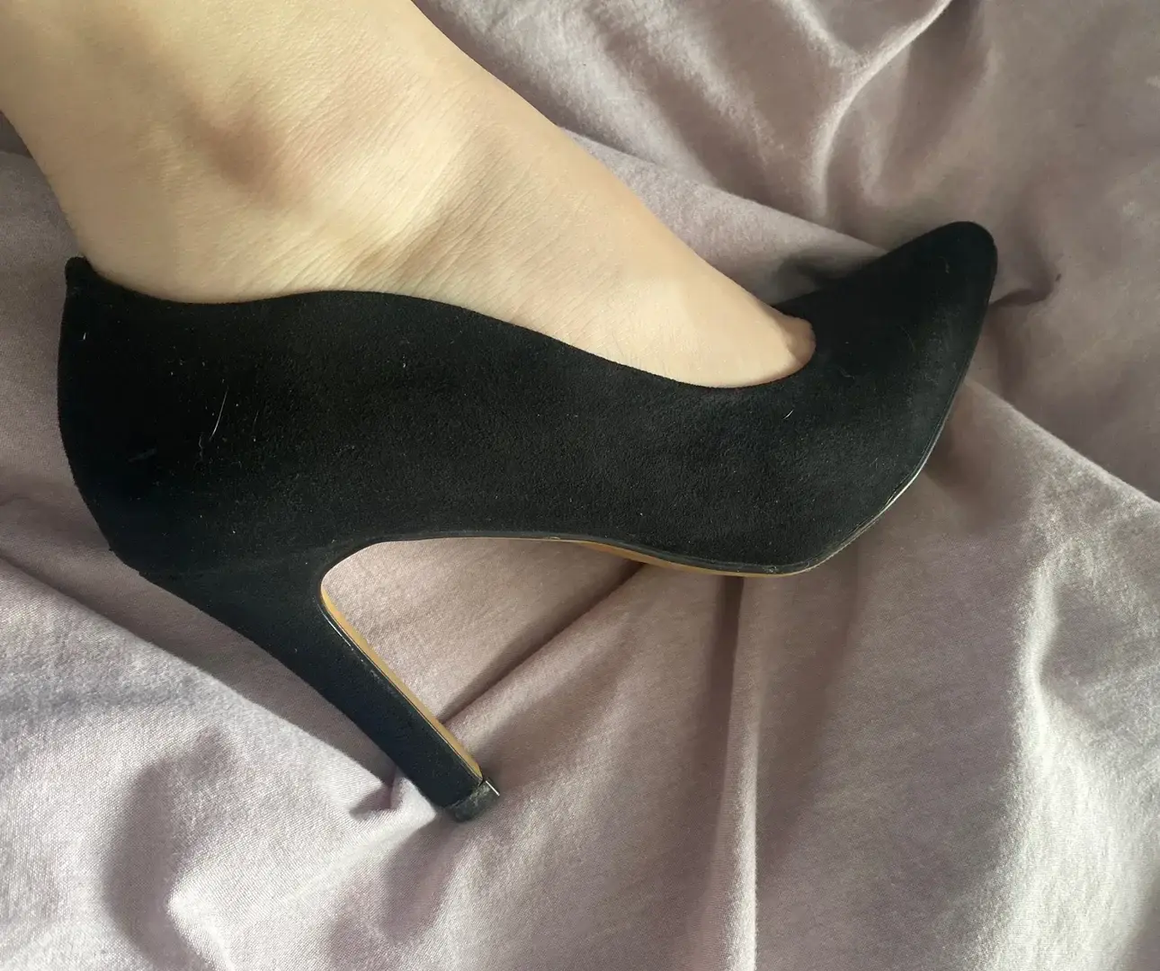 Leak & nude 1 — Chaussure_a_son_pied