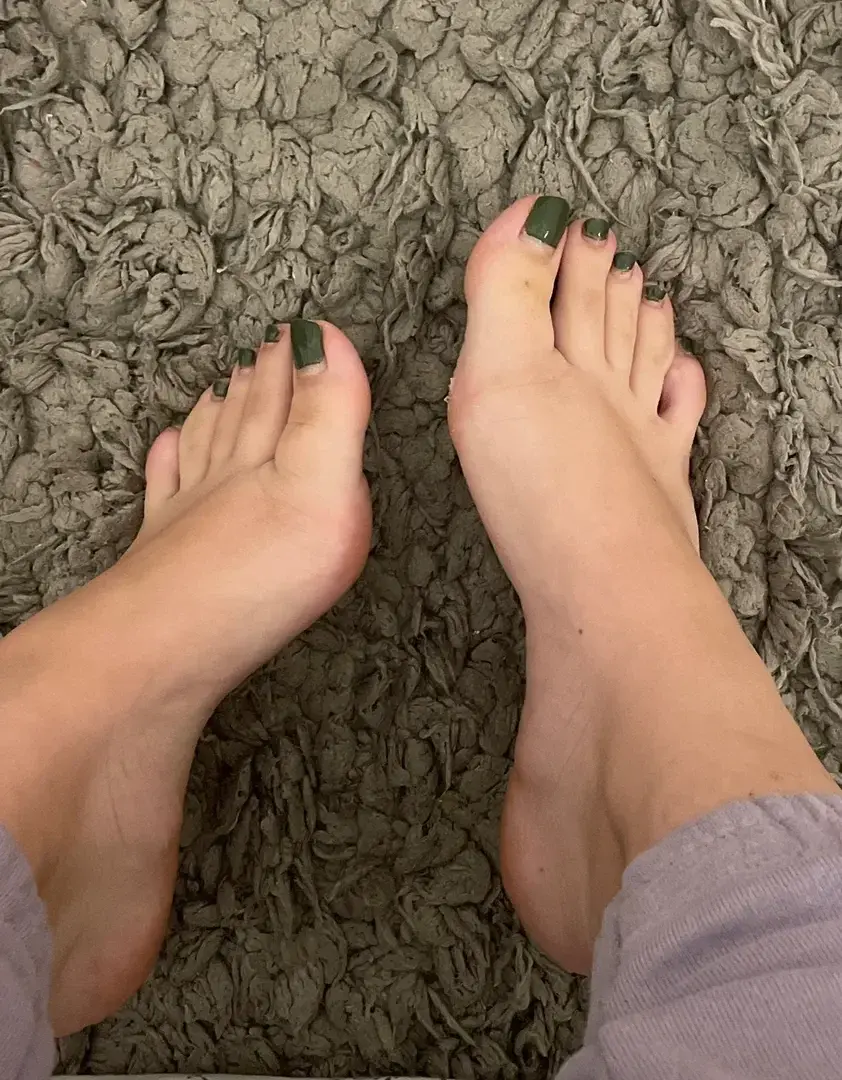 Leak & nude 1 — Fetish_feet_baby