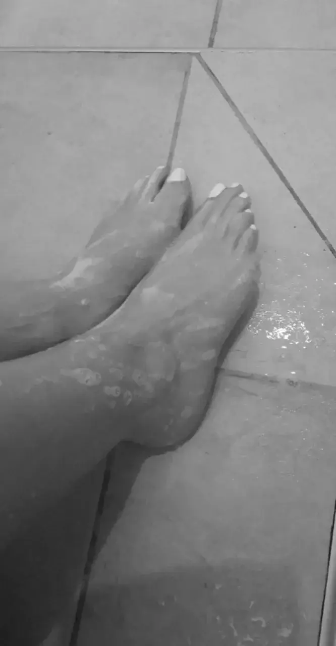 Leak & nude 4 — Photos_videos-pieds