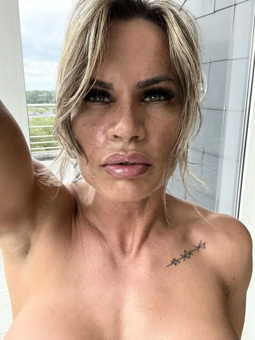 Leonore_vb - Photo exclusive MYM 1 | French Modèles