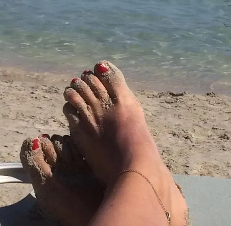 _feetwomen — média 7 | French Modèles