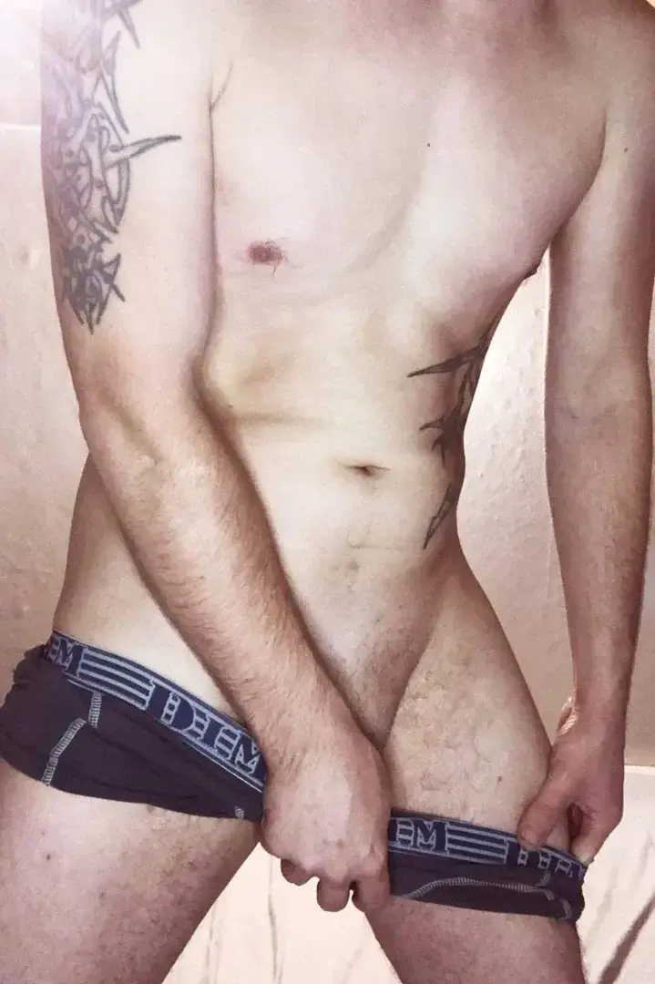 Leak & nude 2 — pipoune1991