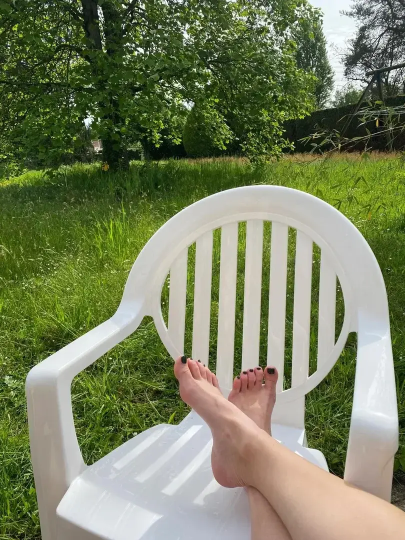 Leak & nude 3 — Solittlefrenchfeet