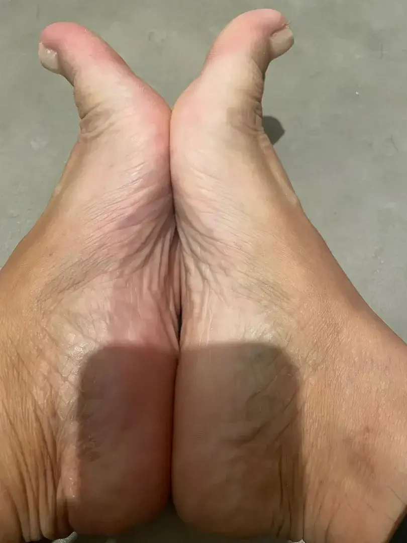 Leak & nude 1 — Foot_g