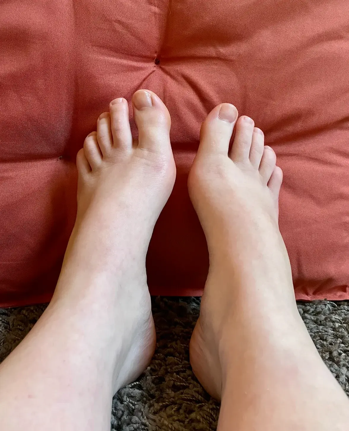 Leak & nude 3 — Pieds_2_rouquine