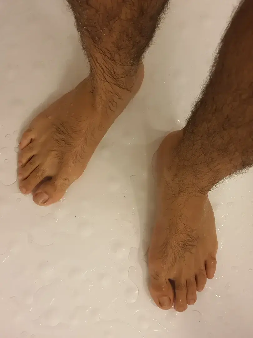 Leak & nude 3 — Hairygreekwidefoot
