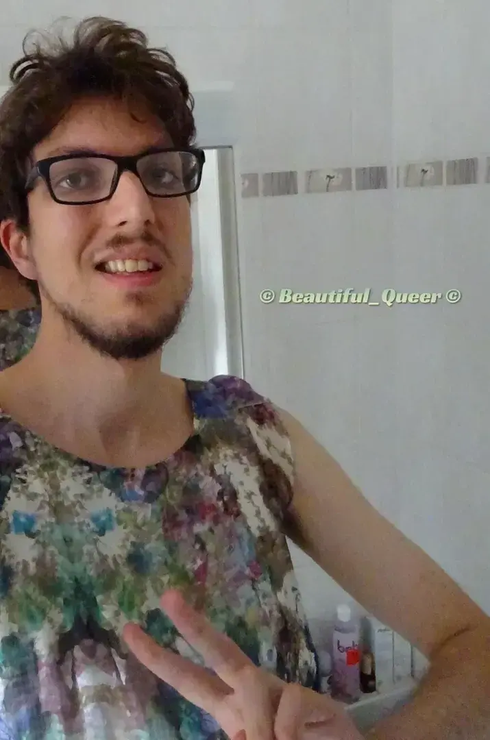 Leak & nude 7 — Beautiful_queer