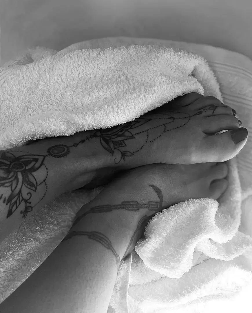 Leak & nude 3 — Christa