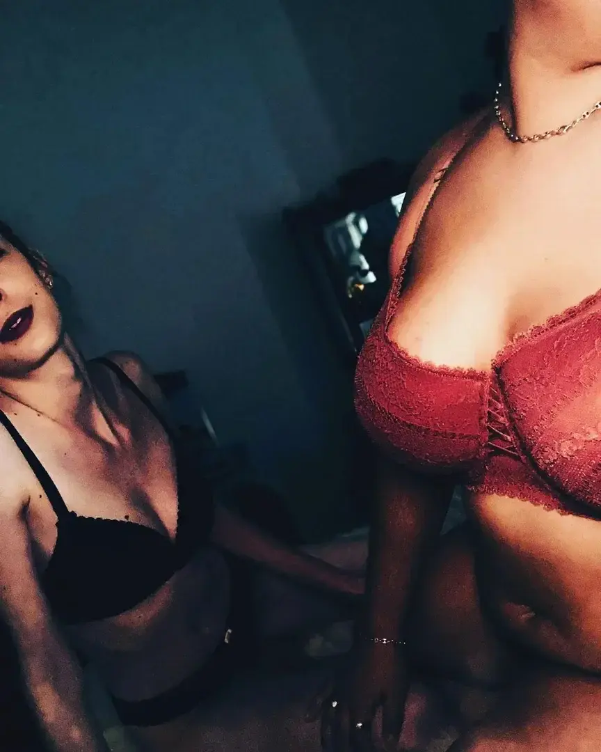 Leak & nude 8 — Poucye