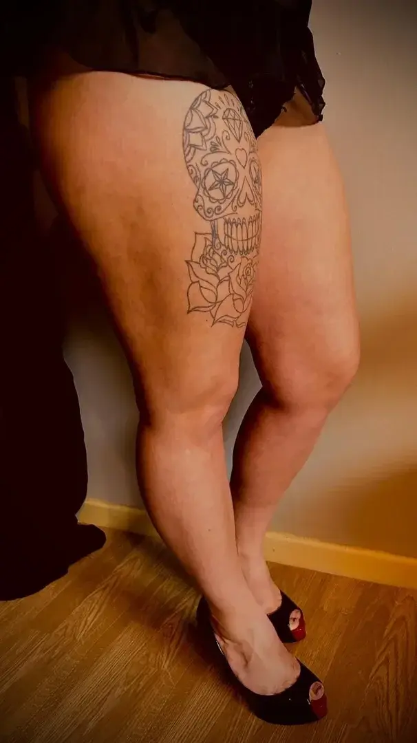 Aussi douce que leSatin 🤤😍 abonne toi près de moi tu le verras 😘