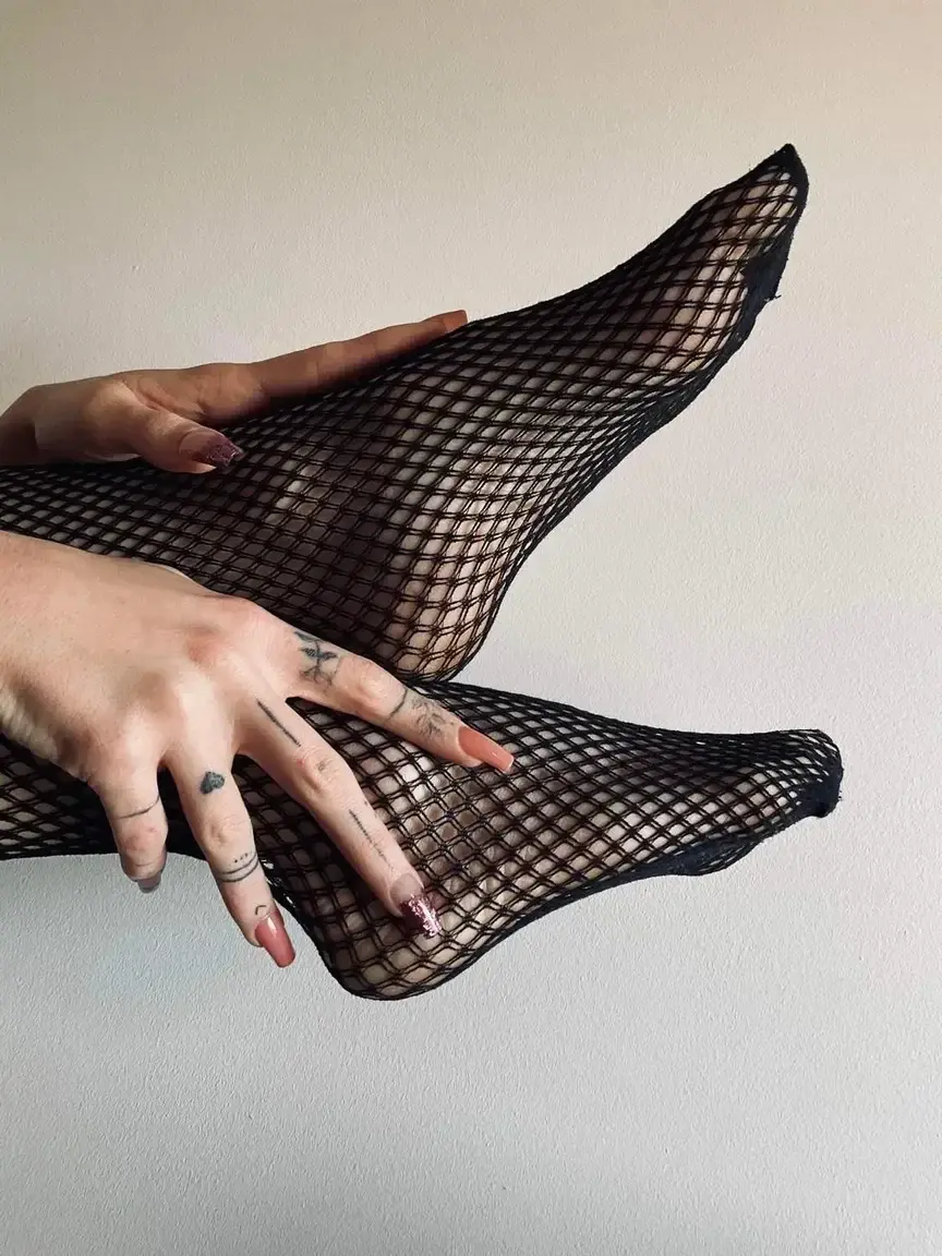 Leak & nude 1 — baebyfeetgirl_