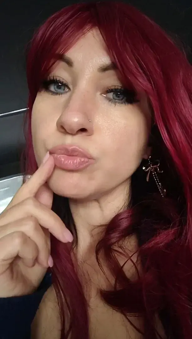 Redgirl45 — média 10 | French Modèles