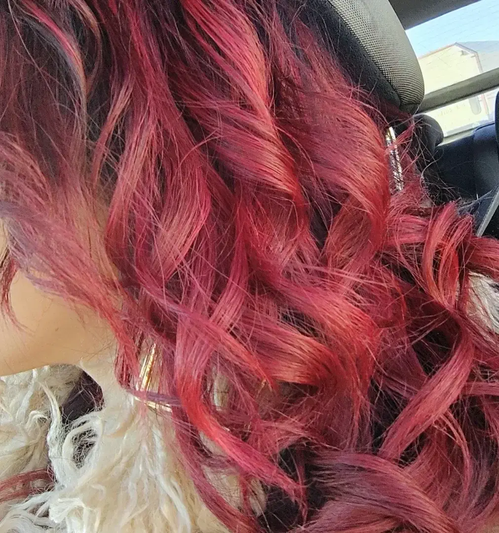 Photo de couverture de Redgirl45