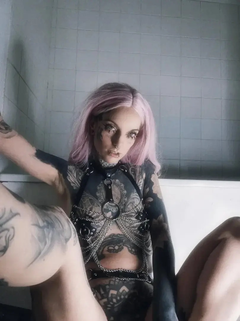 Leak & nude 5 — Dirtyblackpoop