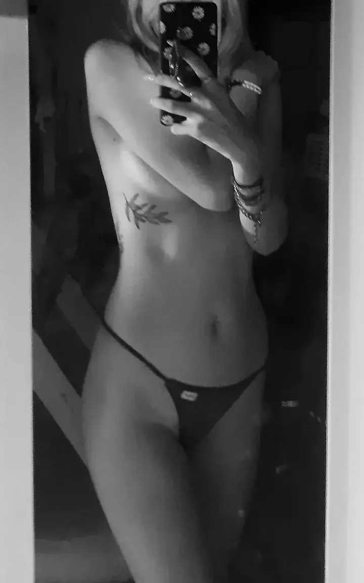 Leak & nude 1 — Haz_helll