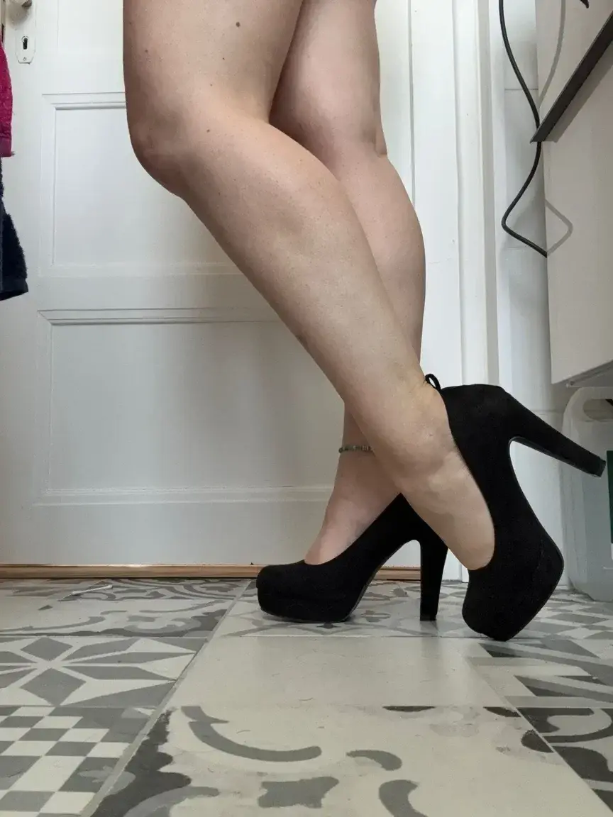 Leak & nude 3 — Laiawineuse