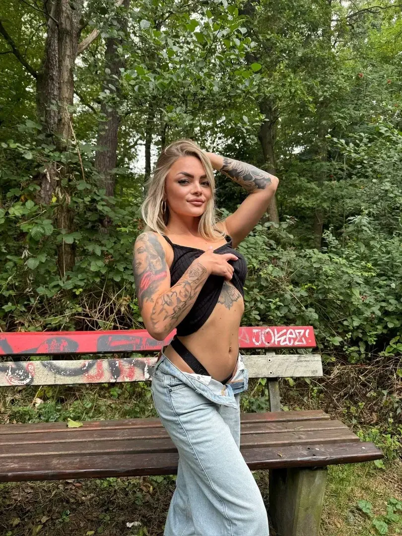 Ich wünsche Dir einen wunderschönen, geilen, spritzigen Sonntag mein Hengst😘🥵😈I wish you a wonderful, horny, sparkling Sunday my stallion😘🥵😈