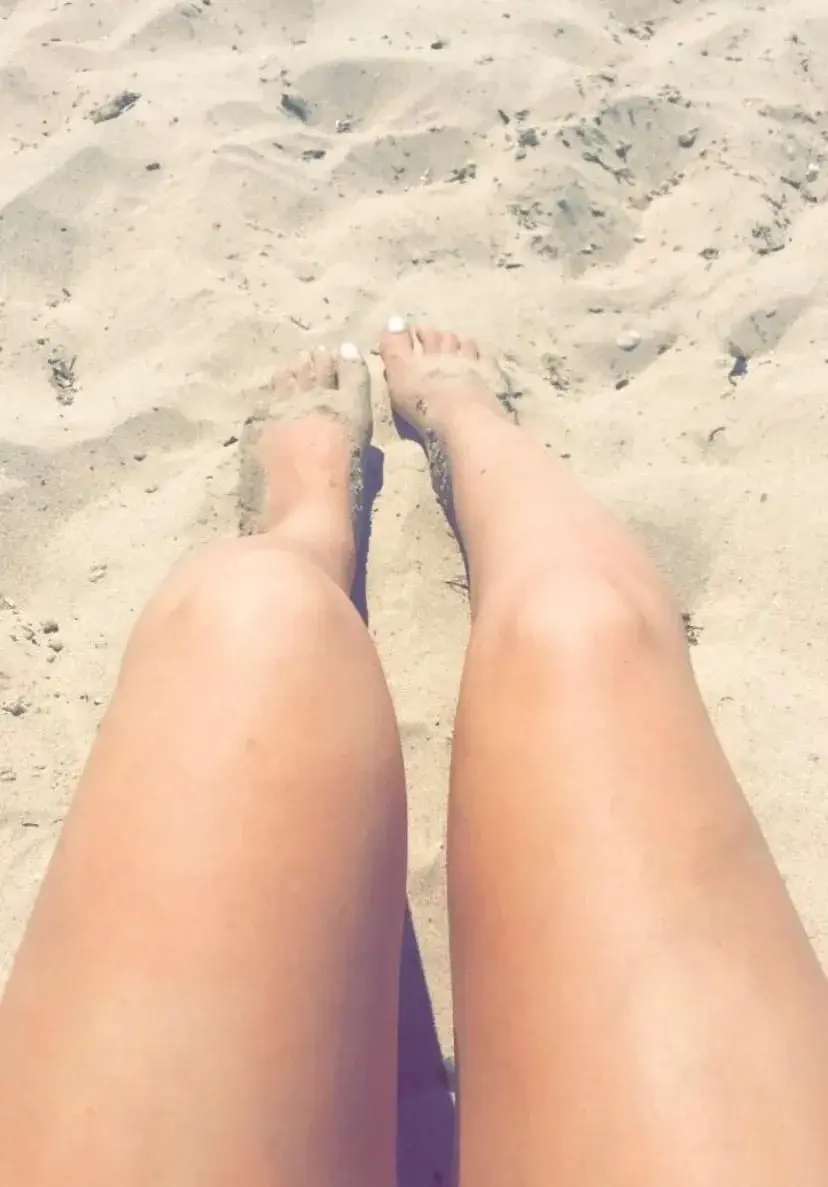 Leak & nude 1 — Foxyfeetgirl