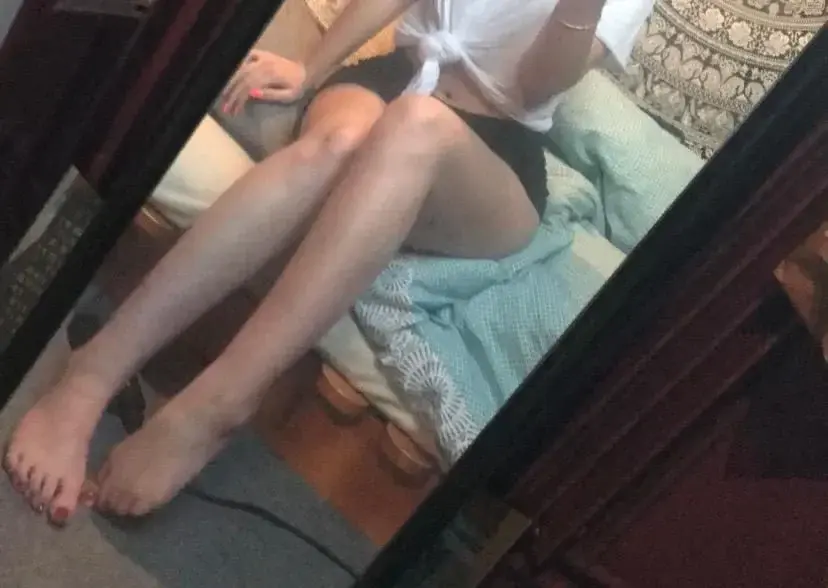 Leak & nude 2 — Foxyfeetgirl