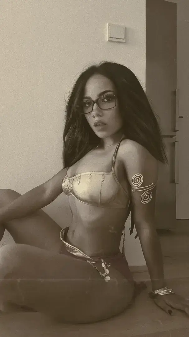 Leak & nude 6 — katy4_