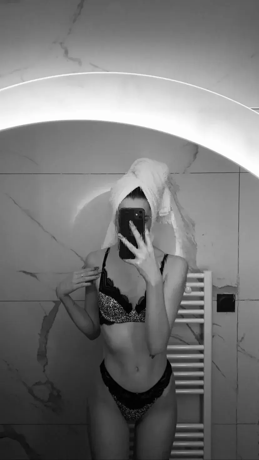 Leak & nude 2 — Bodymo_