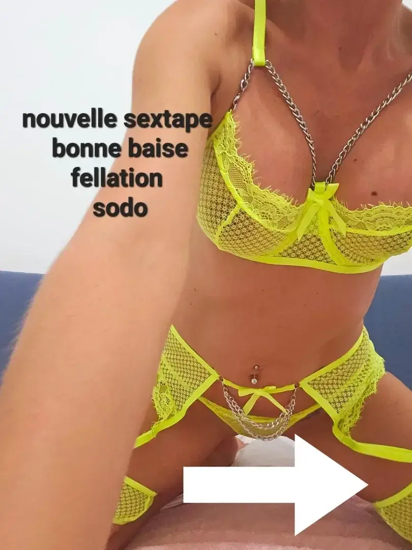 Leak public de _lexy — « description de la photo » (nude) sur MYM