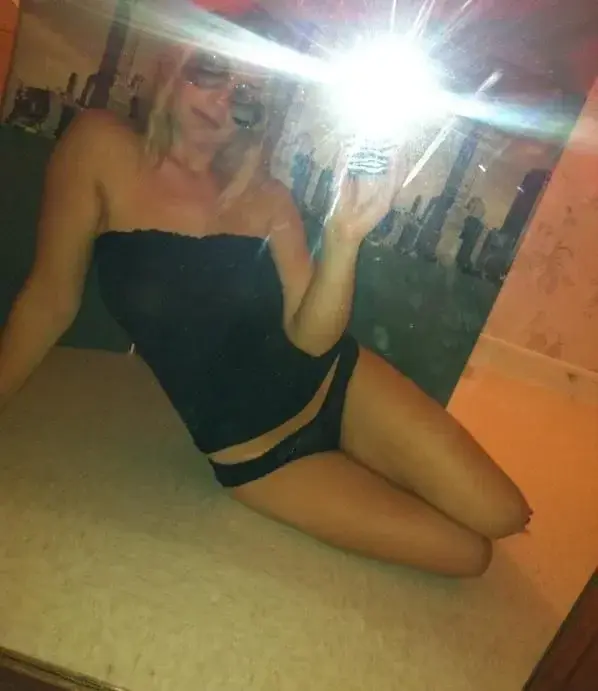 Leak & nude 1 — Sophielibellule