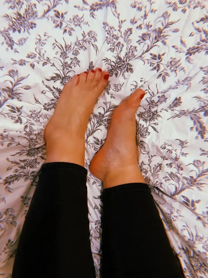 Leak & nude 3 — Feetasm